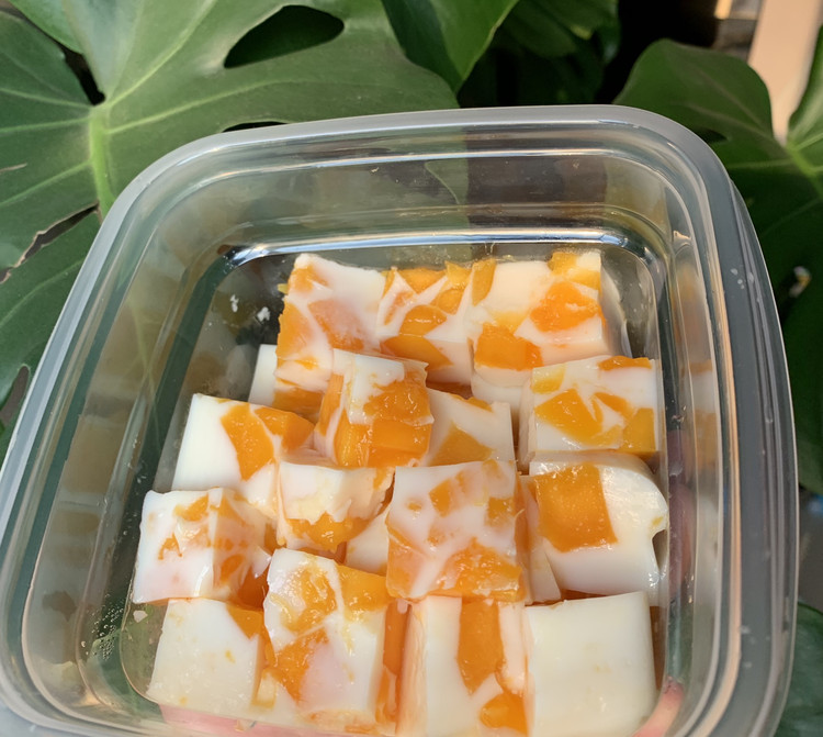 夏日必备，入口即化的芒果牛奶布丁的做法
