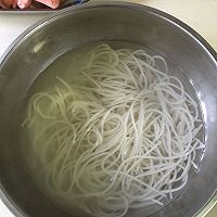 砂锅米线的做法图解5