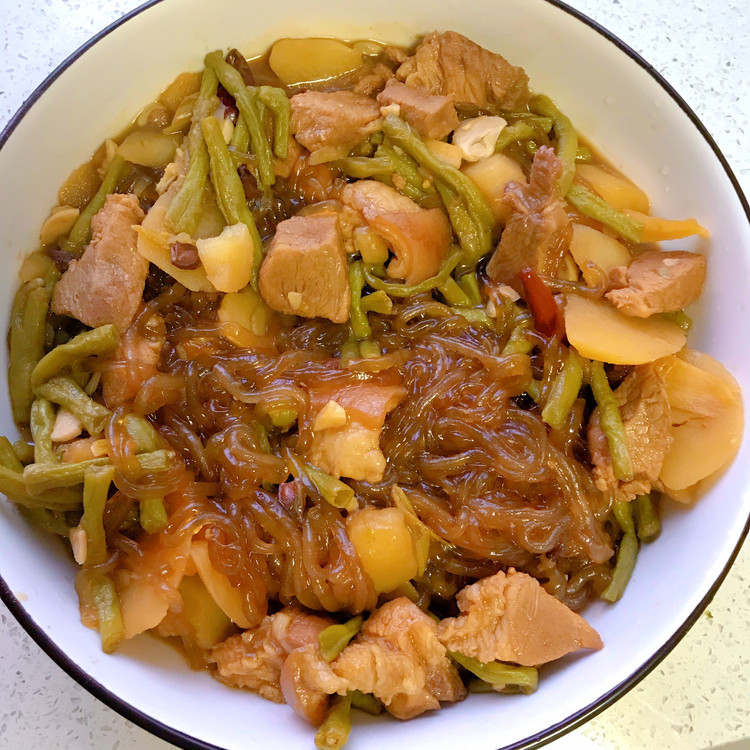 土豆豆角炖肉的做法