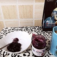 #丘比小能手料理课堂#蓝莓果酱面包咖啡…✨的做法图解3