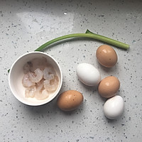 虾仁蒸蛋羹的做法图解1