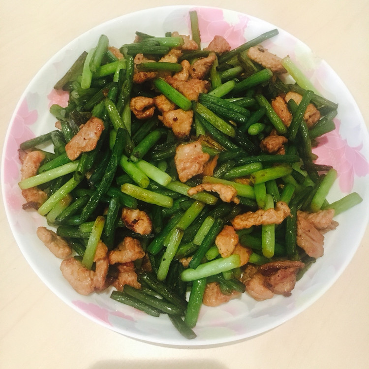 蒜苔炒肉的做法