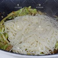 圆白菜肉丝炒面的做法图解9