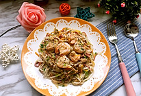 宝宝辅食——三色虾仁炒面的做法
