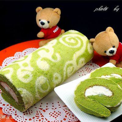 绿茶彩绘蛋糕卷