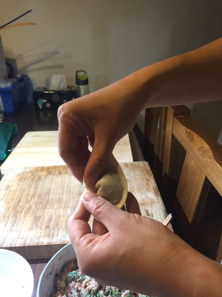 香菜肉馄饨的做法图解8