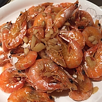 蒜蓉虾的做法图解1