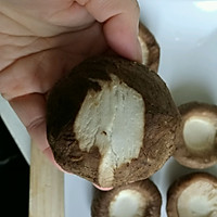 香菇鹌鹑蛋的做法图解2
