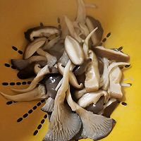 孜然炒蘑菇的做法图解3