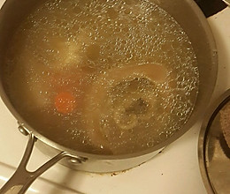 山药胡萝卜猪骨汤的做法