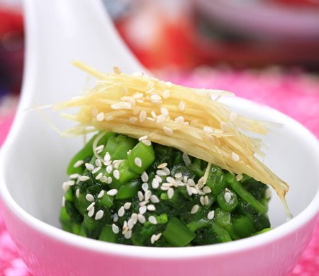 姜丝拌穿心莲