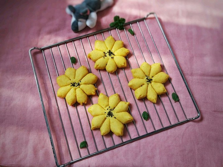 香煎玉米桃花馍的做法
