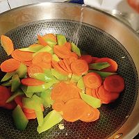 「素」莴笋清炒胡萝卜的做法图解6