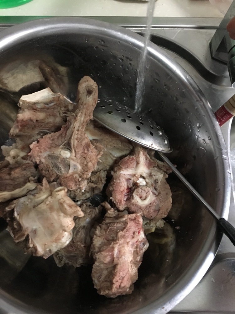 红汤羊蝎子的做法图解7