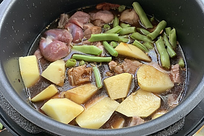 大乱炖牛肉