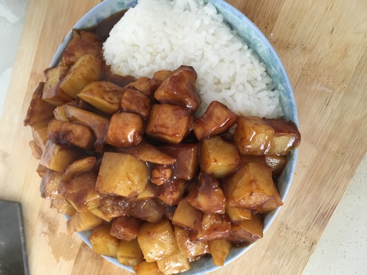 咖喱鸡肉饭