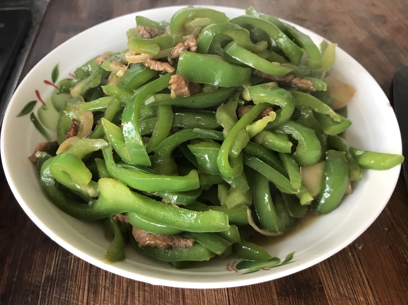 Stir fried meat with green pepper (less meat version)