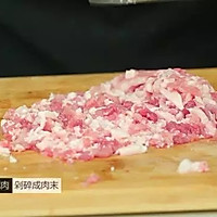 【微体兔菜谱】超大的肉丸子 让你一次吃个够！清炖狮子头的做法图解3