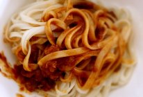 东北炸酱面的做法