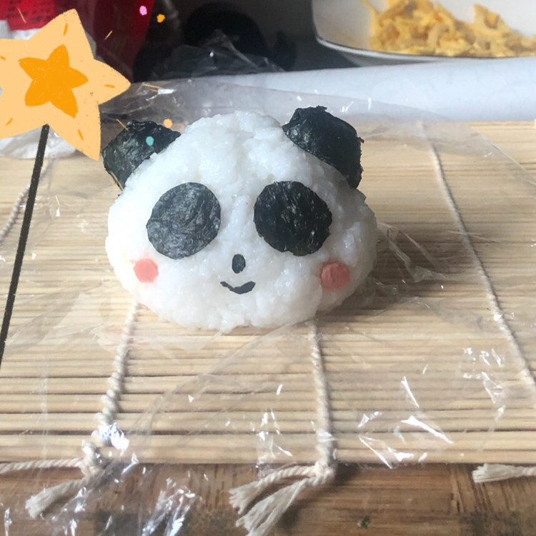 好好吃的小熊猫饭团寿司卷的做法