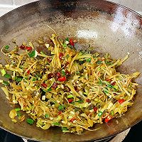 雪菜肉土豆丝腊肠煲仔饭的做法图解6