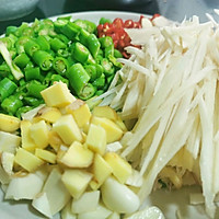鲜锅鲫鱼的做法图解3