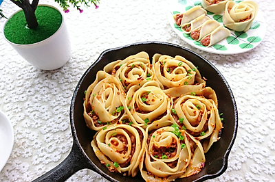 好看又好吃的《花式玫瑰煎饺》，据说这才是饺子的正确打开方式