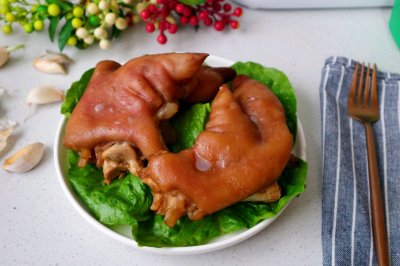 卤味猪蹄