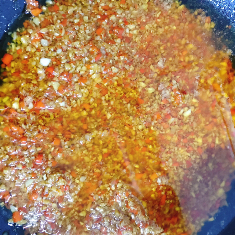 蒜蓉辣椒酱的做法