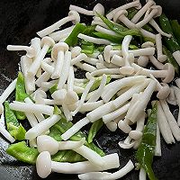 #刘畊宏女孩减脂饮食#减脂菜炒海鲜菇的做法图解6