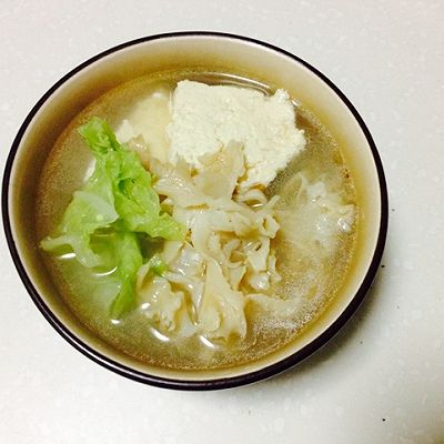 白菜豆腐荷仙菇汤