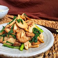 杏鲍菇茼蒿炒肉#在“家”打造ins风美食#的做法图解14