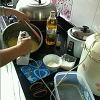 戚风(君之新配方,不回缩)的做法图解2
