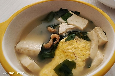 海带豆腐汤，简单又营养！