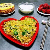 #刘畊宏女孩减脂饮食#凉拌西葫芦丝的做法图解13