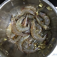 蒜蓉烤虾的做法图解2