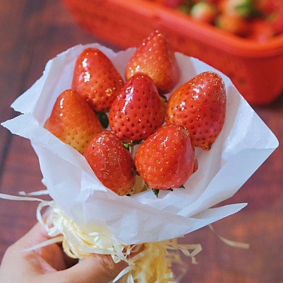 冰糖草莓葫芦