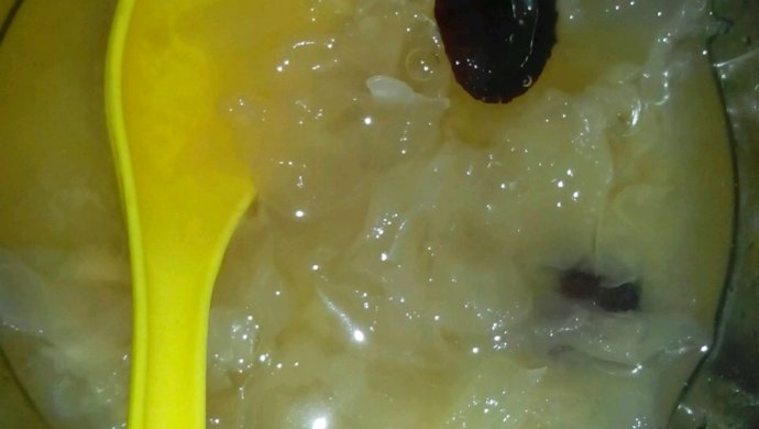 养颜水果银耳羹