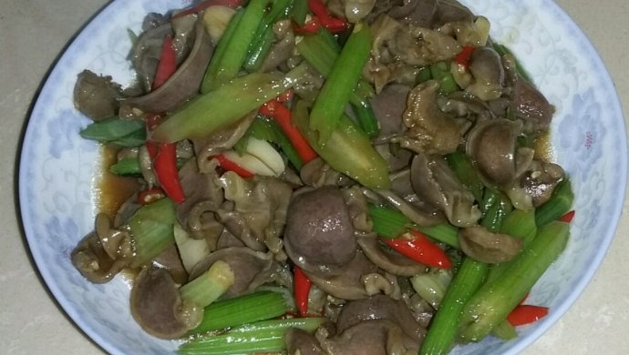 爆炒鸡胗