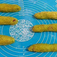 菠菜葡萄干玫瑰面包的做法图解7