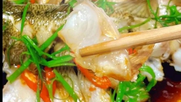 清蒸鲈鱼
