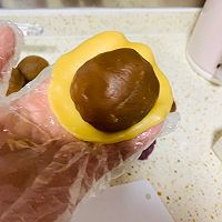 #晒出你的团圆大餐#传统广式蛋黄莲蓉豆沙月饼的做法图解13