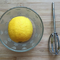 巧榨柠檬汁的做法图解1