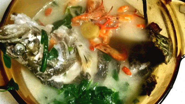 桂鱼河虾汤的做法