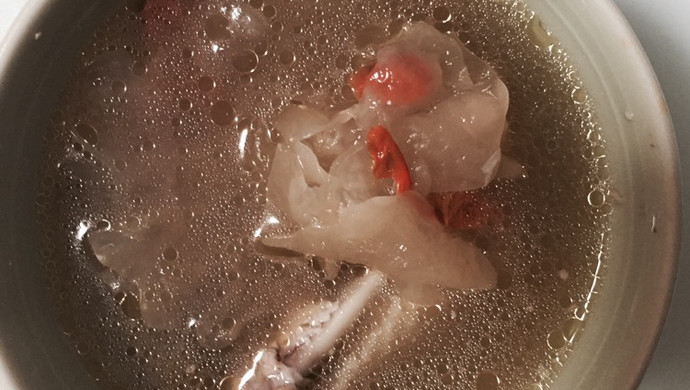白术茯苓鸡汤