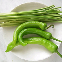 蒜薹炒肉丝的做法图解3