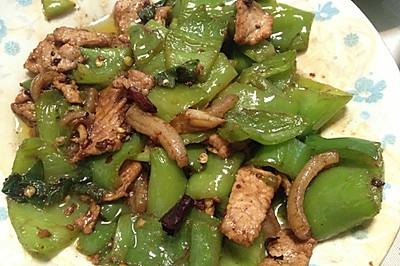 青椒炒肉