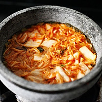 韩式辣白菜豆腐火锅的做法图解1