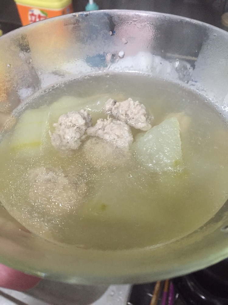 冬瓜汽锅肉丸汤