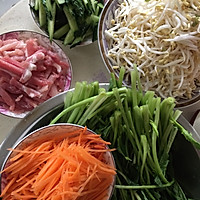 凉拌菠菜豆芽的做法图解2
